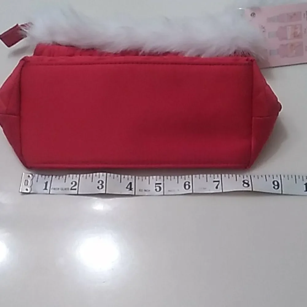 Bath and Bodyworks Cosmetic Case